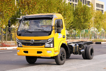 4×2東風(fēng)150馬力國五舉升車底盤_輕型卡車柴油貨車出口_定制左/右舵商用款小型微卡改裝廠