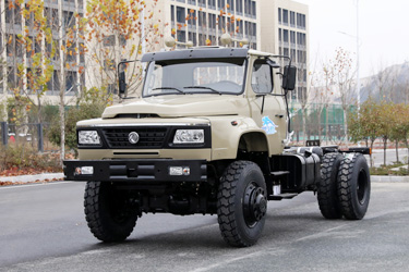 玉柴240馬力東風(fēng)4×4尖頭底盤_四驅(qū)前7噸后13噸專用車底盤_長頭自卸底盤廠家